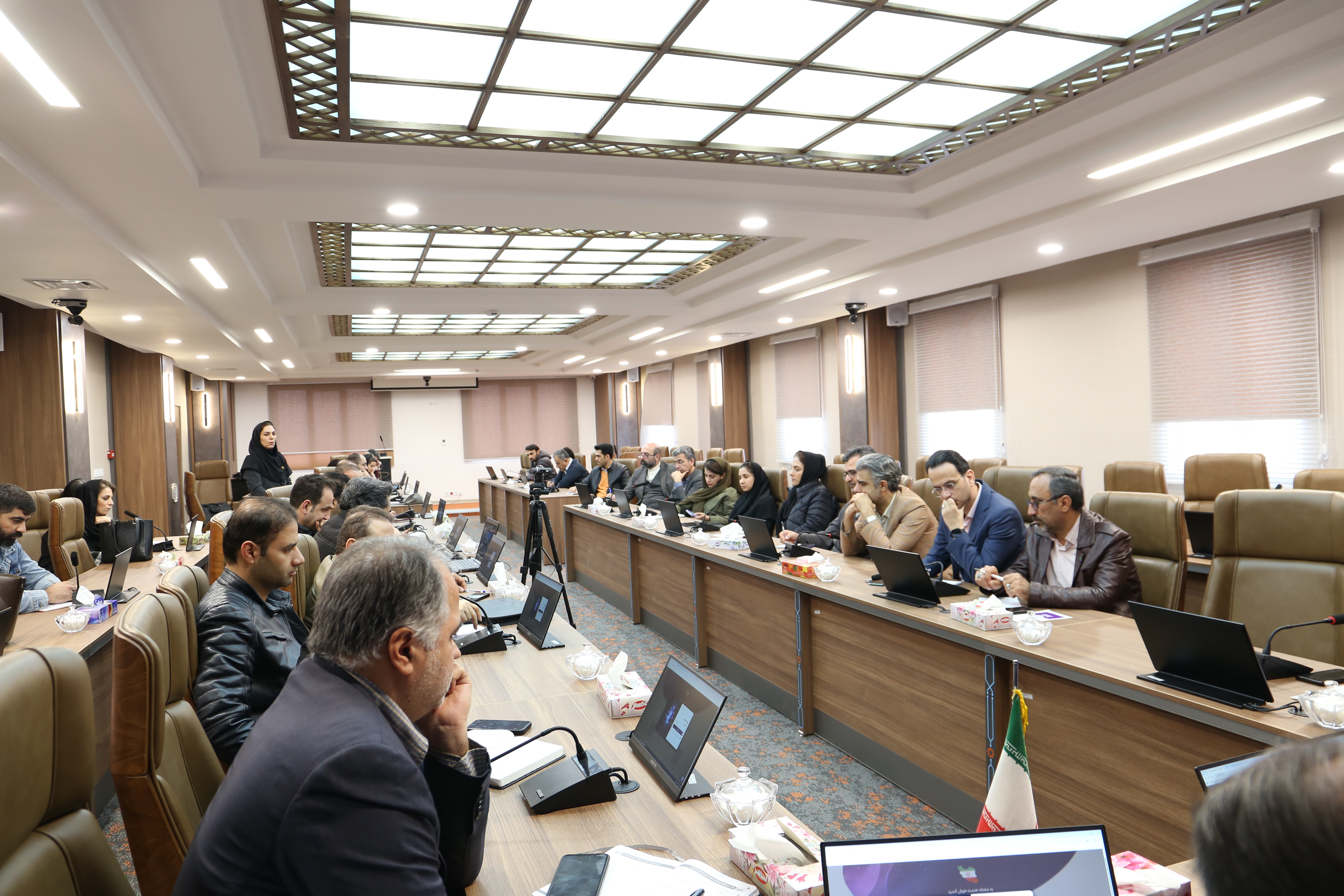  نشست تخصصی استفاده از حمایت‌های مالی معاونت علمی