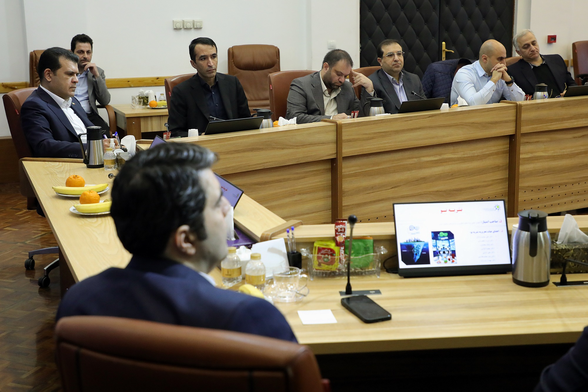  دیدار هیأت مدیره انجمن پارک‌های فناوری با دکتر افشین