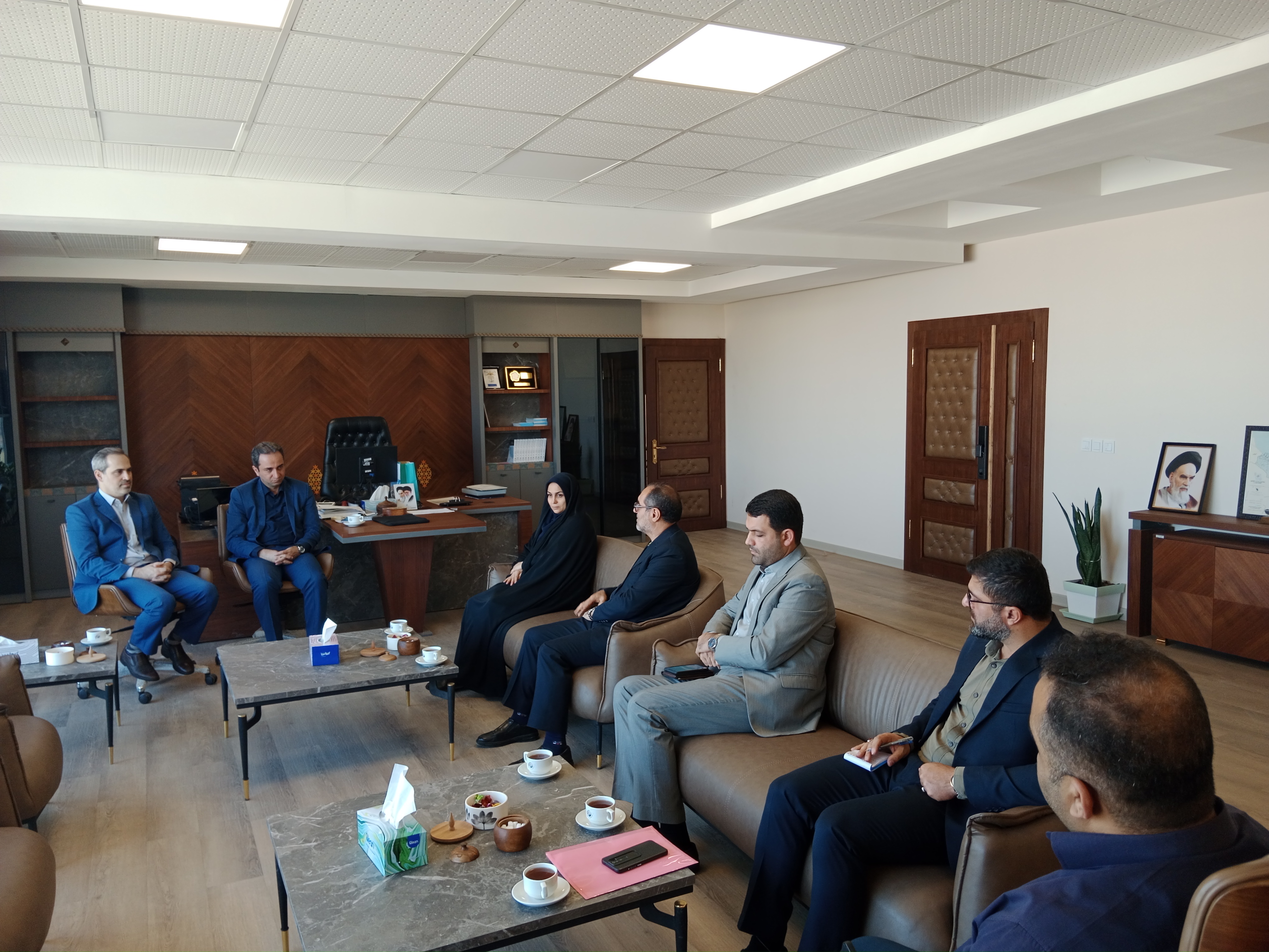 نشست مشترک با مدیرکل بنیاد شهید و امور ایثارگران استان