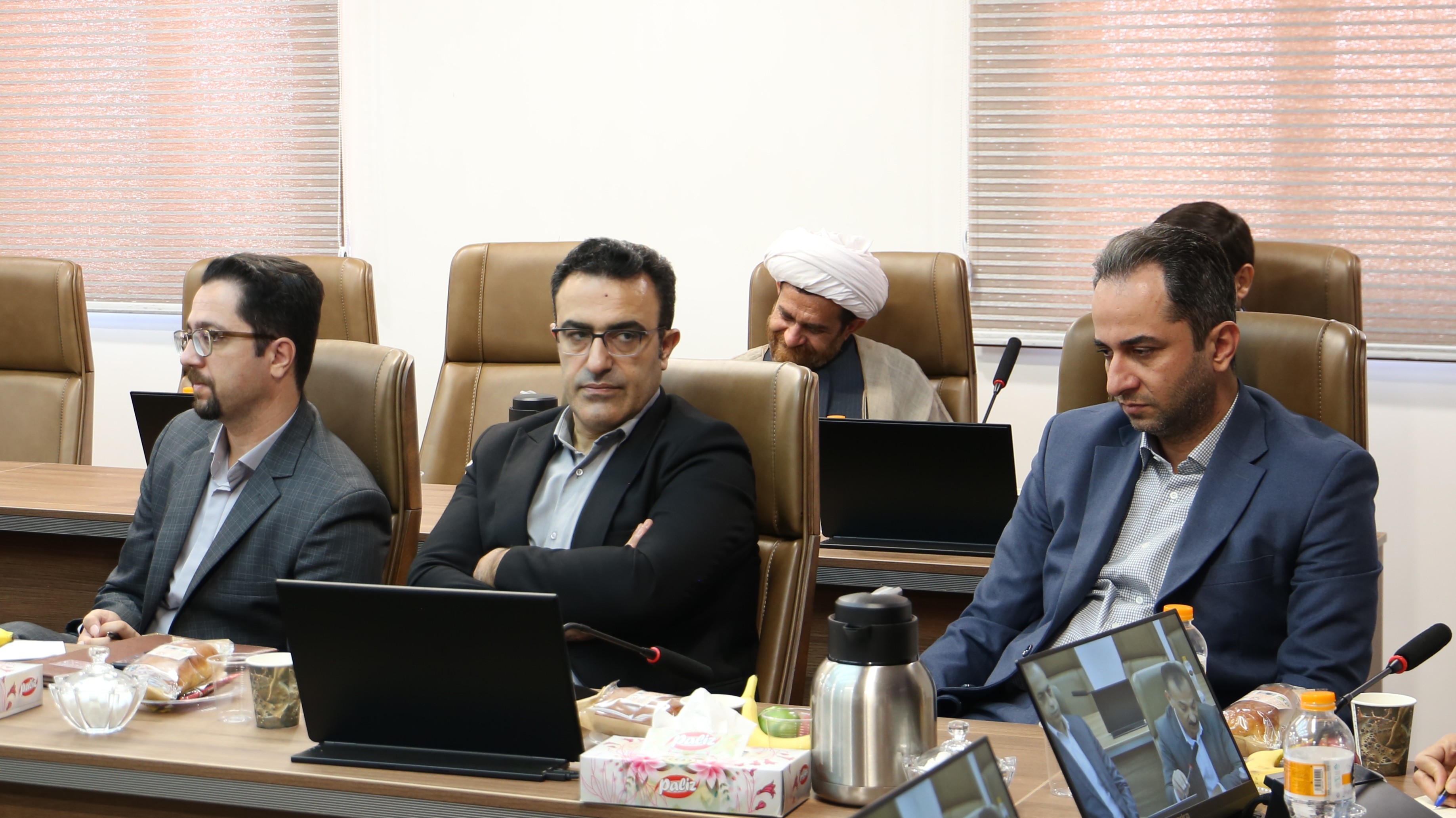نشست هم‌اندیشی با واحدهای فناور