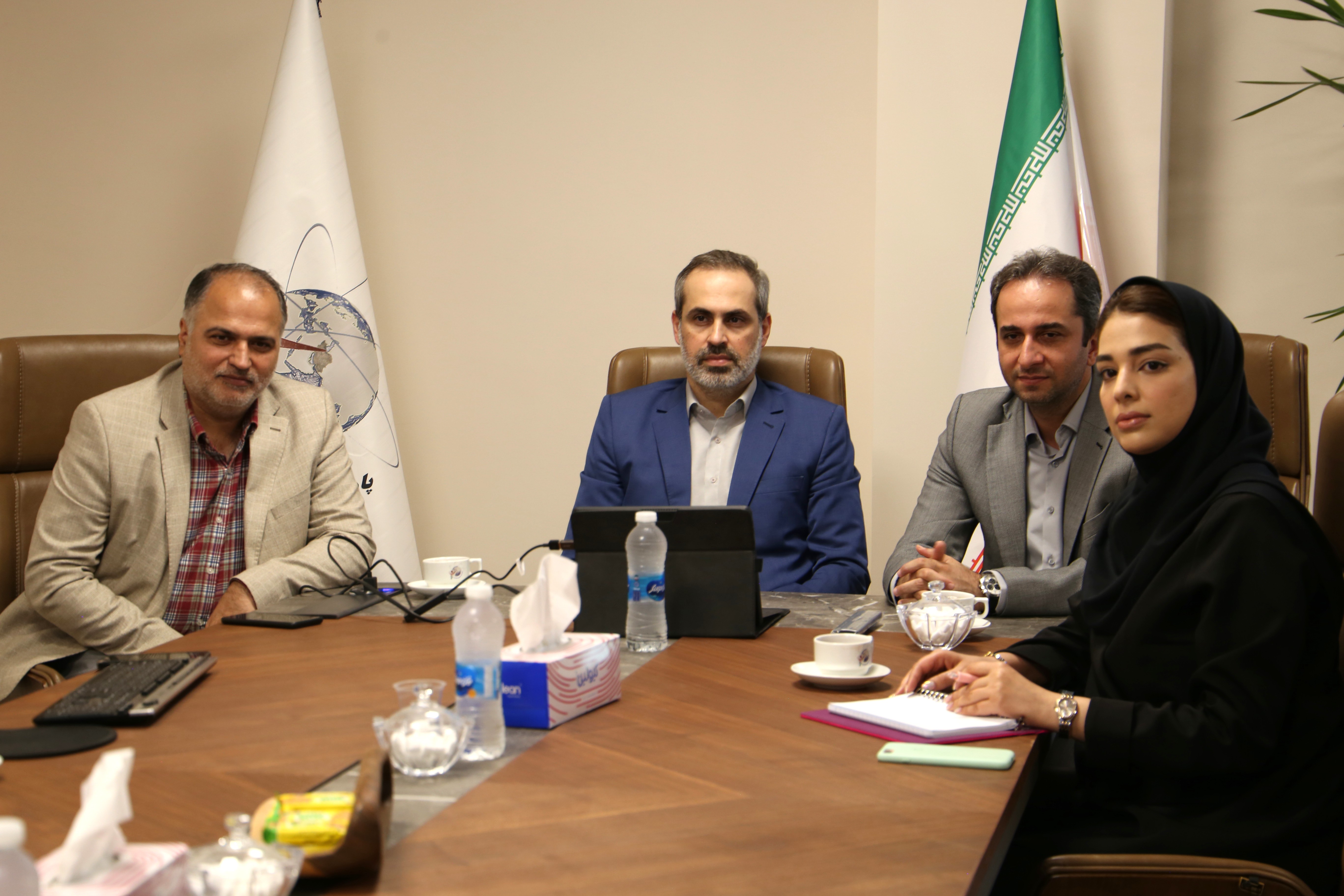  نشست مشترک